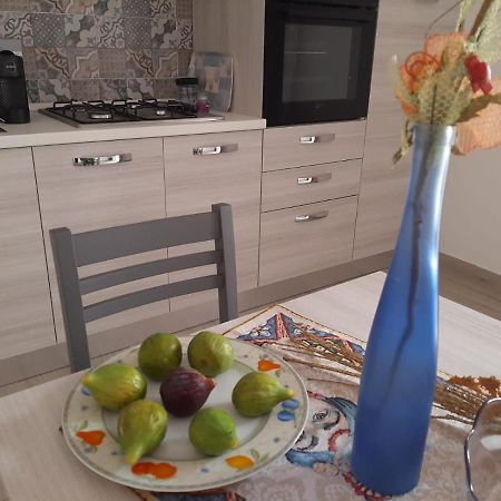 Appartamento pieno centro vita Castellammare del Golfo Esterno foto