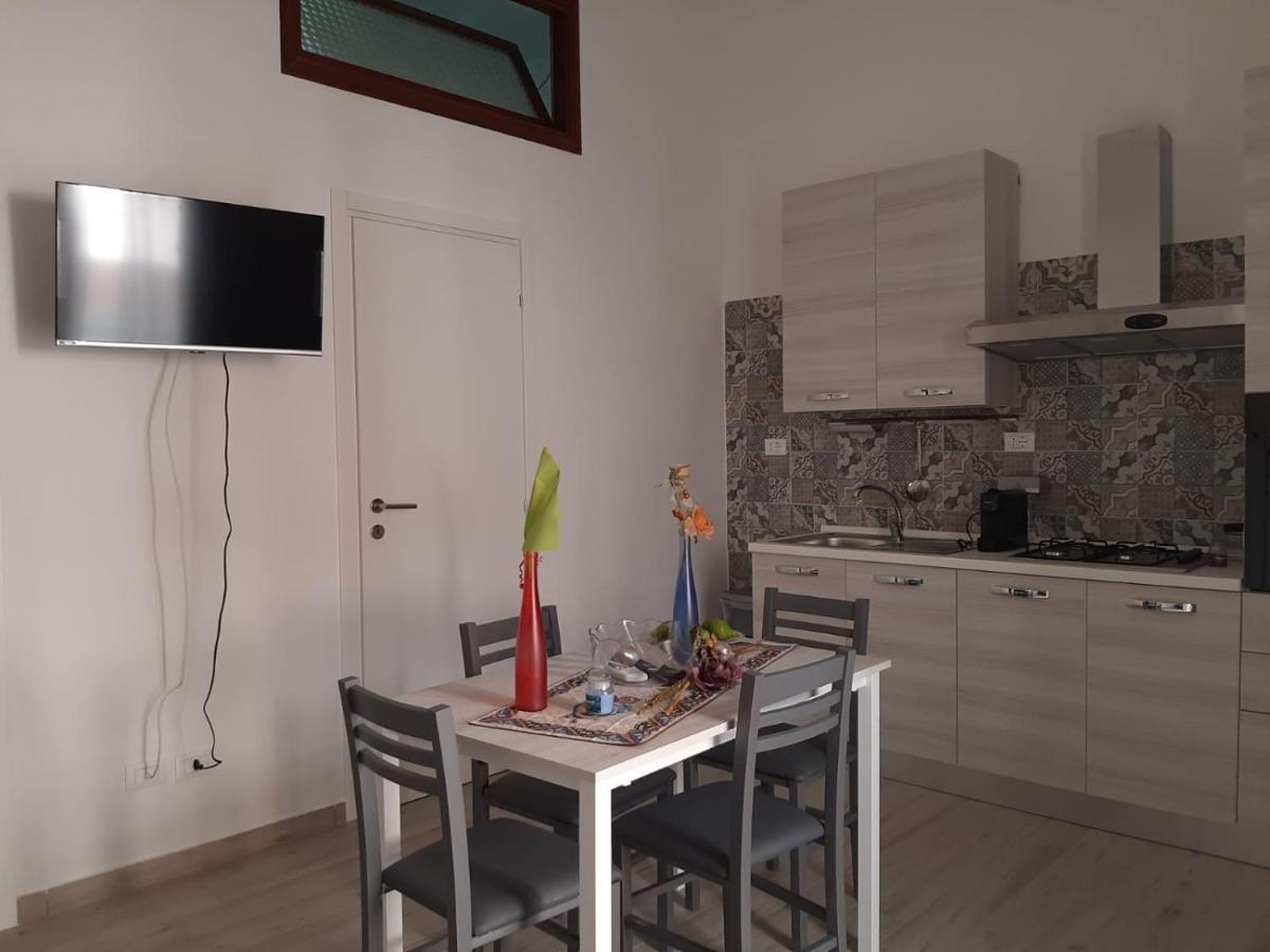 Appartamento pieno centro vita Castellammare del Golfo Esterno foto